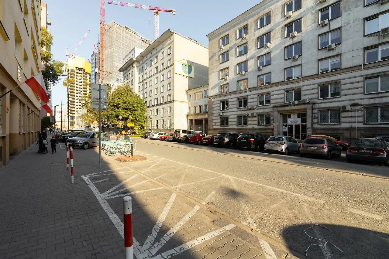 Chmielna Central Warsaw Apartment